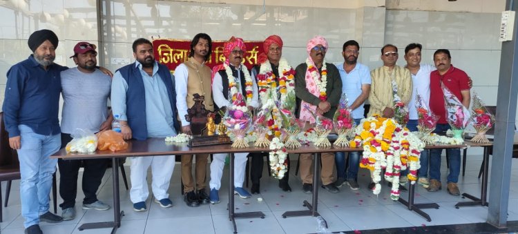 जिला बॉडी बिल्डर्स एसोसिएशन द्वारा 8 फरवरी 2023 बुधवार को दोपहर 2:00 मिडवे ट्रीट पर  सम्मान समारोह का आयोजन