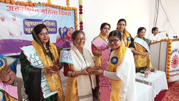 *संपूर्ण विश्व में खुशहाली लाने की महत्वपूर्ण भूमिका है नारी की- डॉ लीला जोशी* 