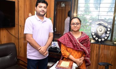 रतलाम पश्चिम रेलवे के रतलाम रेल मंडल में रतलाम में डीसी टीआई के पद पर कार्यरत