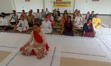 रॉयल कॉलेज में मनाया अंतर्राष्ट्रीय योग दिवस