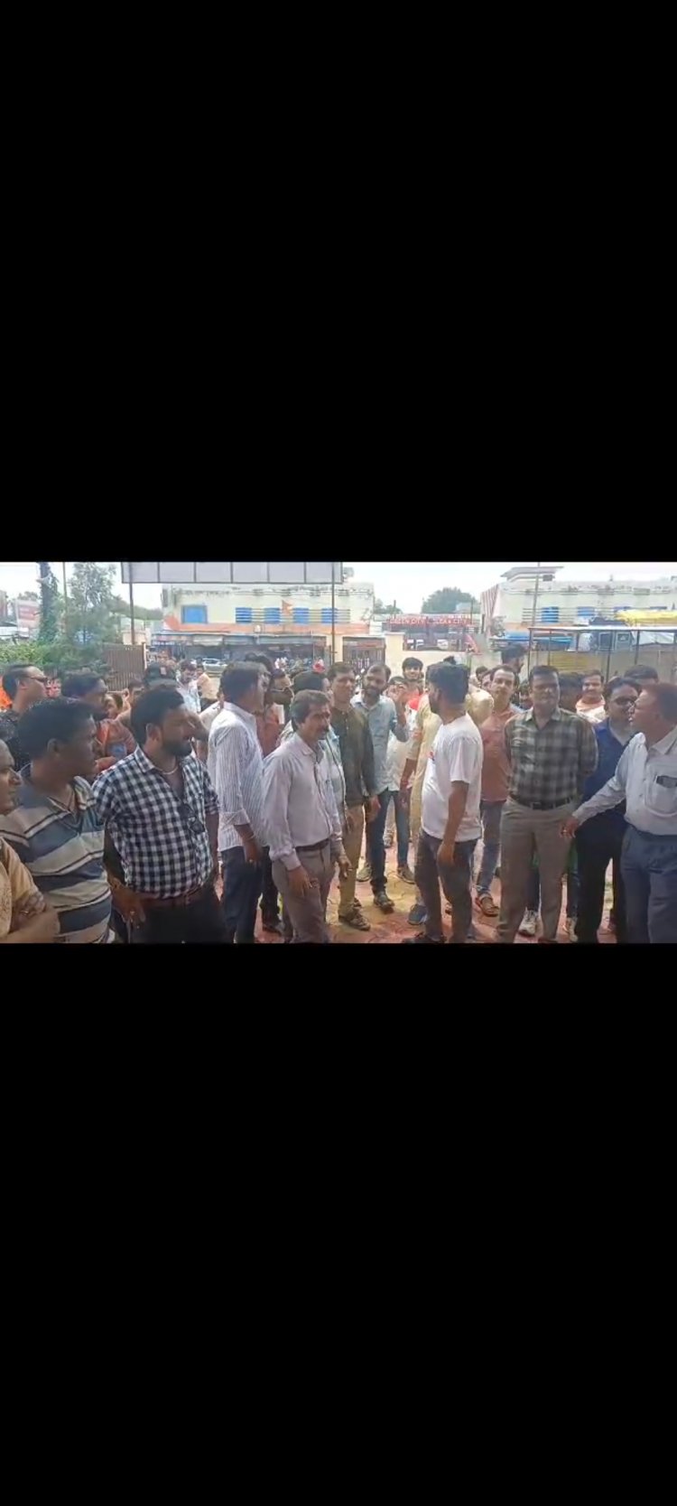 पत्रकार कालोनी में परेशानियों का अम्बार