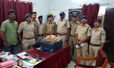 आईपीएस  मयूर खण्डेलवाल : 8 करोड़ का सोना पकड़ा