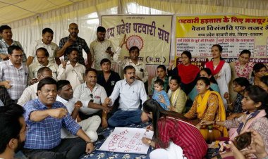 मुख्यमंत्री को क्यों लिखी खून से पाती