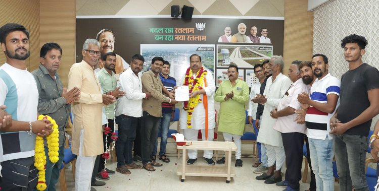 पुलिया निर्माण के साथ रोशनी से जगमगाएगा मथुरी 