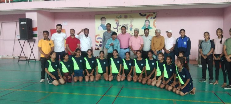 खेलो मध्य प्रदेश यूथ गेम के अंतर्गत संभाग स्तरीय खो खो प्रतियोगीता में रतलाम बालिका टीम विजयी*