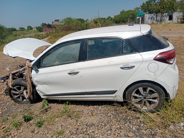 52 किलो ग्राम डोडाचूरा के साथ कार जब्त