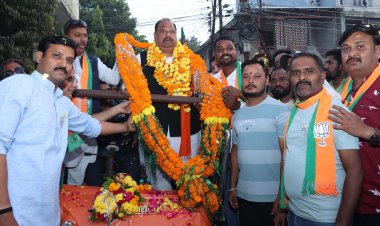 भाजपा प्रत्याशी चेतन्य काश्यप के जनसंपर्क में उमड़े क्षेत्रवासी