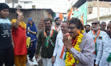 क्षेत्र की जनता ने कहा हम निश्चित रहे हम आपको ही वोट देंगे...hg