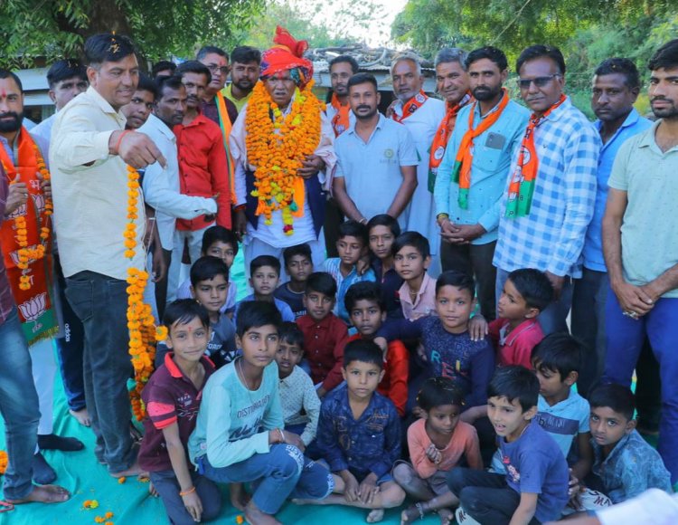 मथुरालाल डामर के जनसंपर्क मे उमड़ रहा जन सैलाब, गावों मे हो रहा भव्य स्वागत