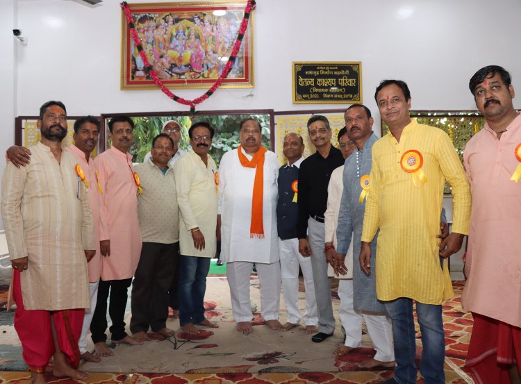 विधायक चेतन्य काश्यप ने मेहंदीकुई बालाजी मंदिर पर अन्नकूट महोत्सव में दर्शन कर प्रसाद ली