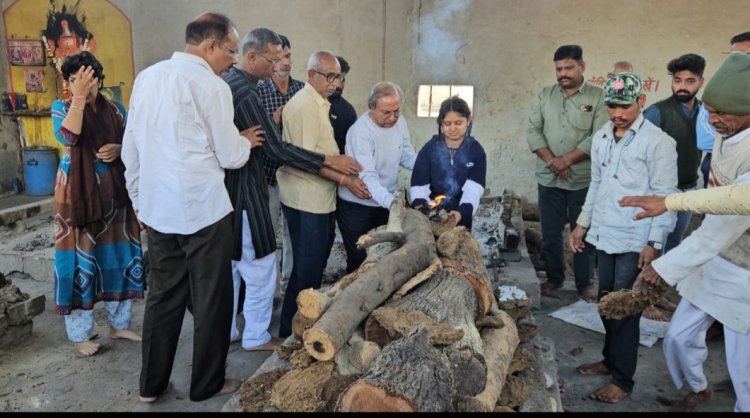 वरिष्ठ पत्रकार इंगित गुप्ता का आकस्मिक निधन,बेटी ने दी मुखाग्नि, विभिन्न संस्थाओं ने श्रद्धा सुमन अर्पित किए