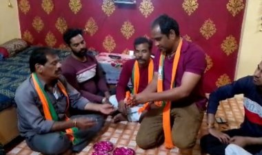 होली मिलन समारोह में भाजपा को जीतने का संकल्प लिया