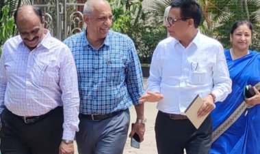 विक्रम विश्वविद्यालय कुलपति ने किया राॅयल काॅलेज का अवलोकन।