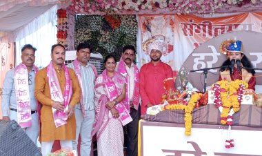 ग्राम तितरी में आयोजित भागवत कथा में नमो ग्रुप फाउंडेशन के पदाधिकारी का हुआ सम्मान