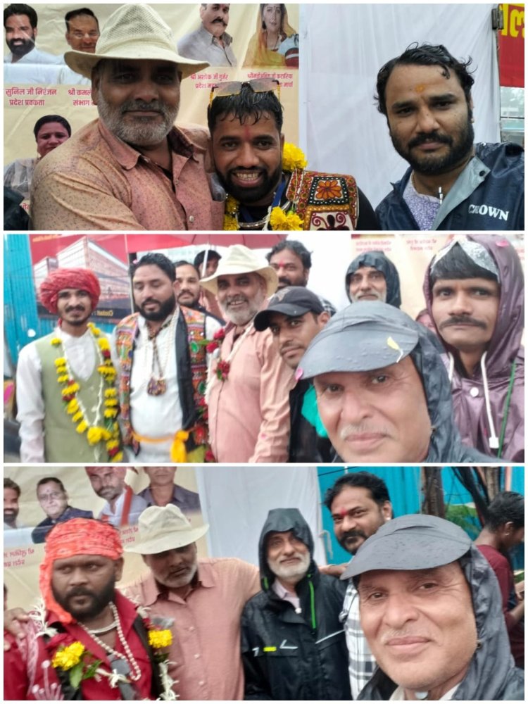  नमो ग्रुप द्वारा विश्व आदिवासी दिवस पर  आदिवासी समाज द्वारा निकाली गई  रैली का भव्य स्वागत किया गया।