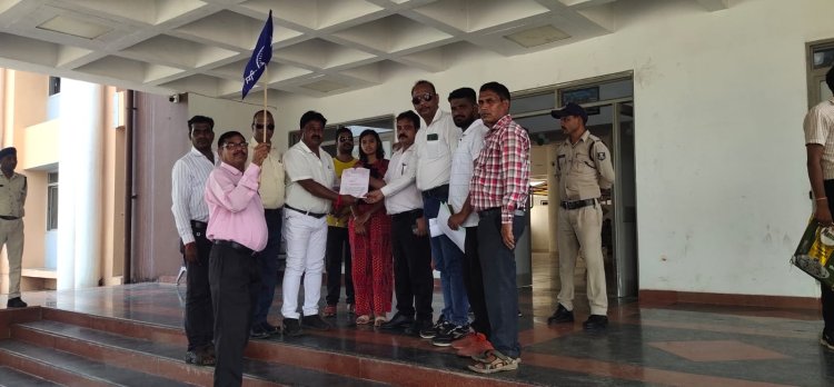 सर्व जाटव समाज एवं अजlक्स ने ज्ञापन दिया