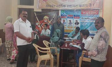 श्री मालवीय रजक समाज पंचायत द्वारा आयोजित किया स्वास्थ्य शिविर