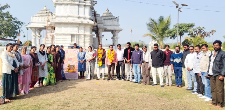 नमो ग्रुप द्वारा स्वामी विवेकानंद जयंती मनाई
