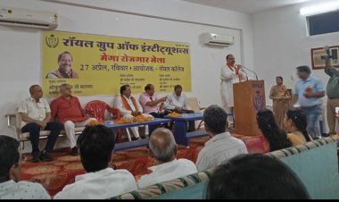 मेघा रोजगार मेले में महिला बाल विकास रतलाम की रही सहभागिता