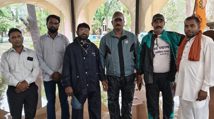 शिवसेना का स्थापना दिवस मनाया