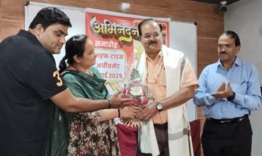 मेरा सम्मान हिंदी भाषा के मार्ग की देन है: डॉ राव।  