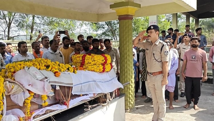 उप निरीक्षक  मदनलाल निनामा को राजकीय सम्मान के साथ दी  विदाई