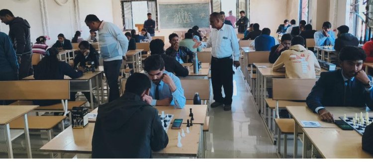 सृजन महाविद्यालय में संभागीय स्तरीय शतरंज नोडल टूर्नामेंट आयोजित