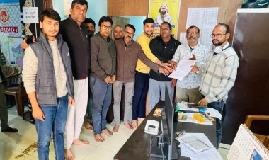  दुकानदारों को हाई कोर्ट से बड़ी राहत पुनर्निर्माण पर स्टे