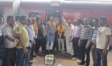  राष्ट्रीय अध्यक्ष  बी.एल. बैरवा  का रतलाम मंडल में भव्य स्वागत