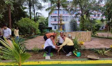 रॉयल कॉलेज में पौधारोपण पखवाड़े का शुभारंभ